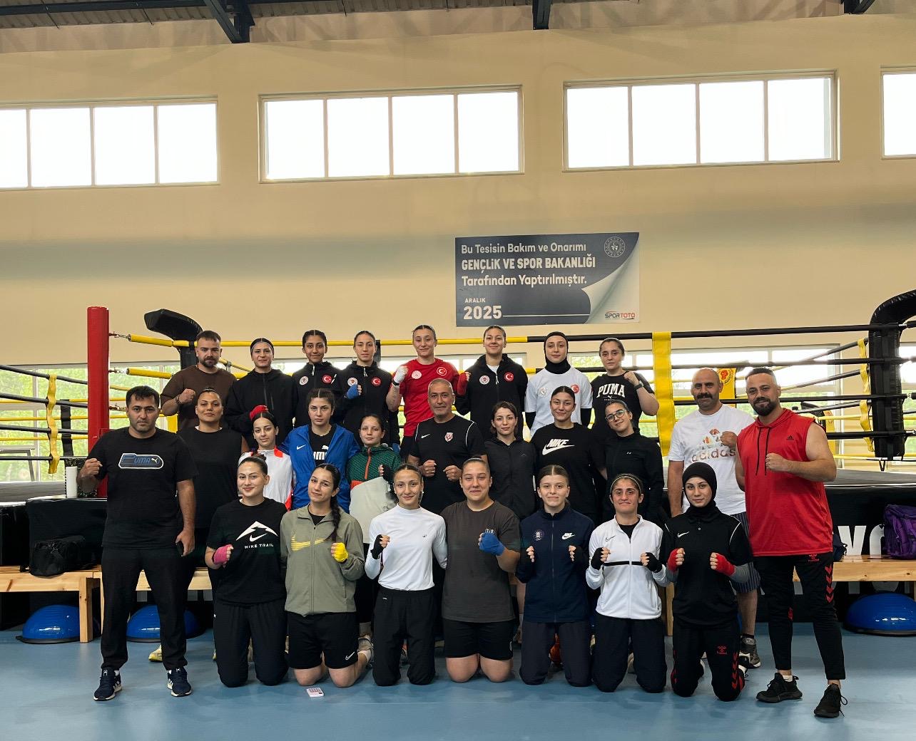 U19 Kadın Boks Milli Takımımız Avrupa Şampiyonası Hazırlıklarını Sürdürüyor